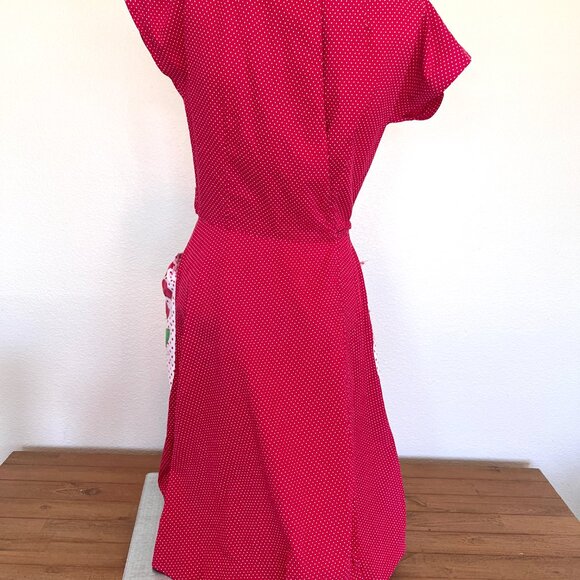 60's Dress - Wrap Around - Red Polka Dot - Summer - Handmade - Size Small/Medium - Picture 13 of 15